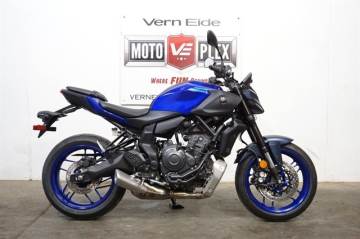 2025 YAMAHA MT-07