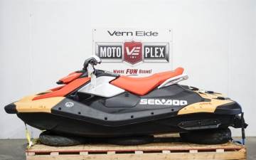 2025 SEA-DOO SPARK