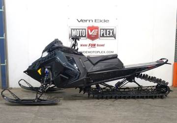 2026 POLARIS® 850 RMK KHAOS 155 GLOSS BLACK / BLUE DUSK