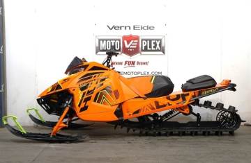 2022 ARCTIC CAT® M 8000 HARDCORE ALPHA ONE 154/3.00 ELECTRIC ORANGE
