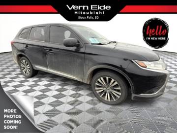 2020 MITSUBISHI OUTLANDER