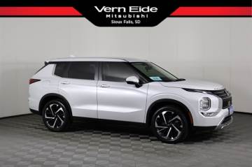 2023 MITSUBISHI OUTLANDER