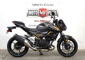 2026 KAWASAKI Z500 ABS