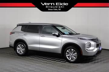 2026 MITSUBISHI OUTLANDER
