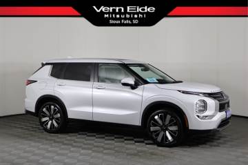 2026 MITSUBISHI OUTLANDER