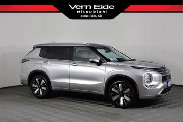 2026 MITSUBISHI OUTLANDER
