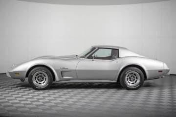 1976 CHEVROLET CORVETTE