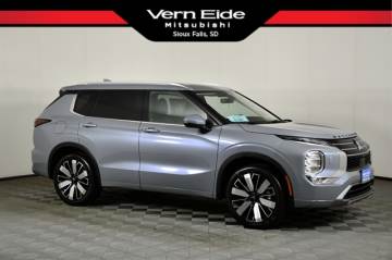 2026 MITSUBISHI OUTLANDER