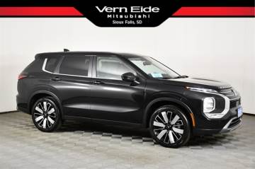 2026 MITSUBISHI OUTLANDER