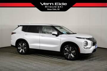 2026 MITSUBISHI OUTLANDER