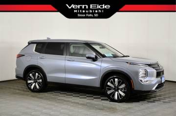 2026 MITSUBISHI OUTLANDER