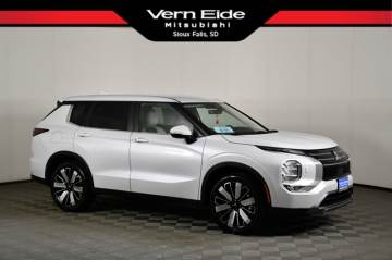 2026 MITSUBISHI OUTLANDER