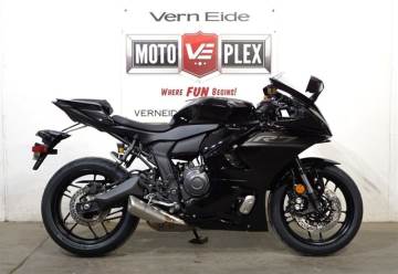 2026 YAMAHA YZF-R7