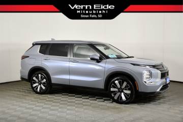 2026 MITSUBISHI OUTLANDER