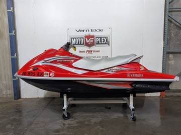 2006 YAMAHA WAVERUNNER