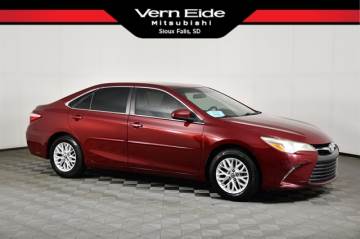 2016 TOYOTA CAMRY