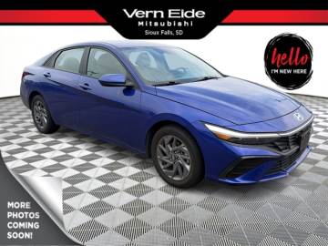 2024 HYUNDAI ELANTRA