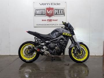 2016 YAMAHA FZ-09