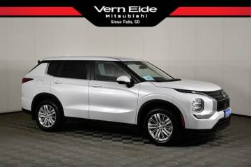 2023 MITSUBISHI OUTLANDER