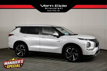 2025 MITSUBISHI OUTLANDER