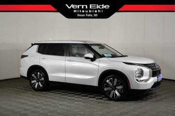 2026 MITSUBISHI OUTLANDER