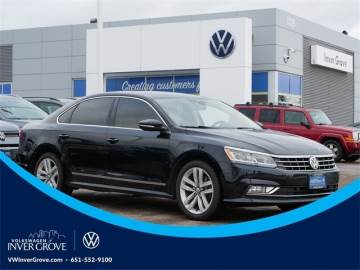 2017 VOLKSWAGEN PASSAT