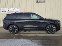 2025 LINCOLN NAUTILUS