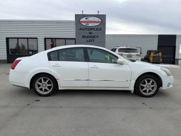 2004 NISSAN MAXIMA