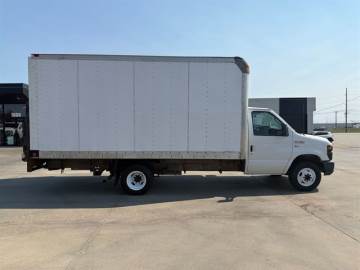 2012 FORD E350