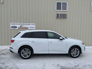 2025 AUDI Q7