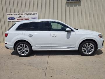 2025 AUDI Q7