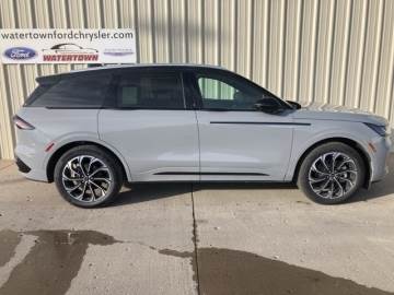 2026 LINCOLN NAUTILUS