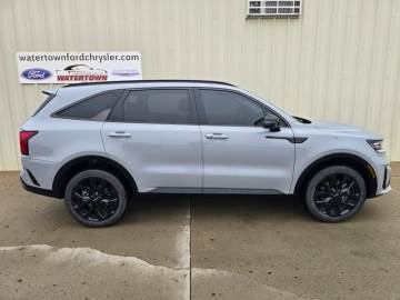 2023 KIA SORENTO