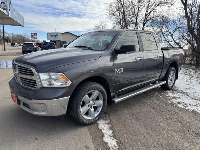 2017 RAM 1500 Big Horn 4x4 Crew Cab 5'7's photo