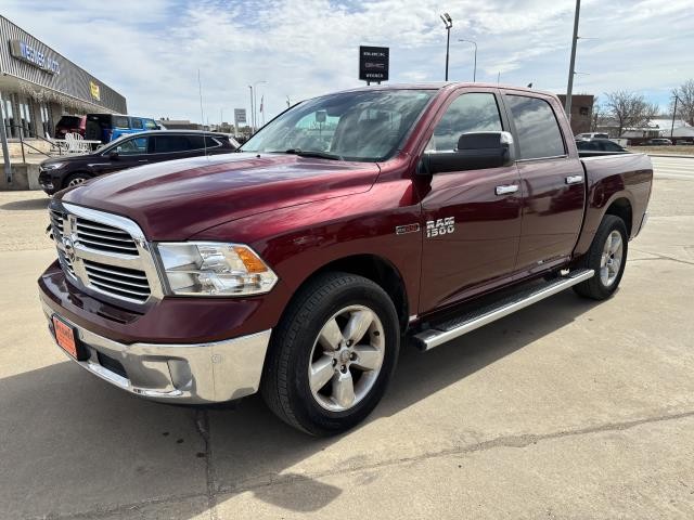 2017 RAM 1500 Big Horn 4x4 Crew Cab 5'7's photo