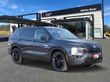 2025 MITSUBISHI OUTLANDER